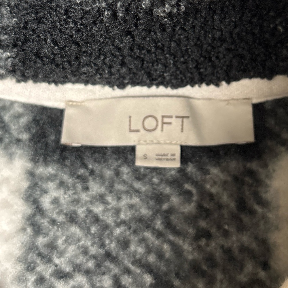 LOFT Buffalo Plaid Sherpa Snap Collar Top Black White Granola Lumberjack SZ S - Picture 5 of 6
